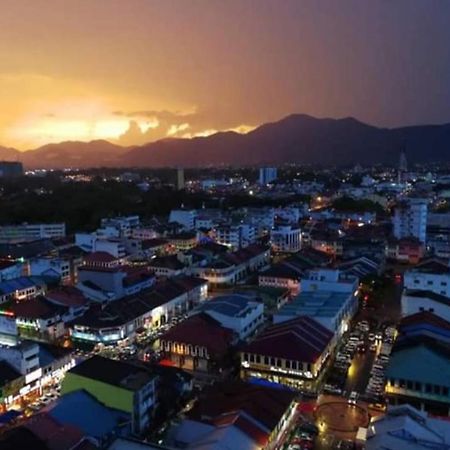The Octagon Ipoh - Home Stay Exteriör bild